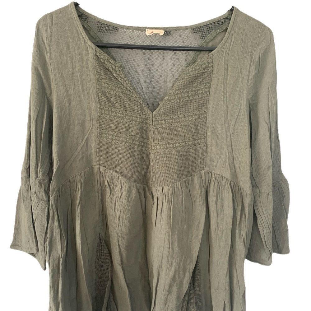 Hollister Boho inspired shirt size small